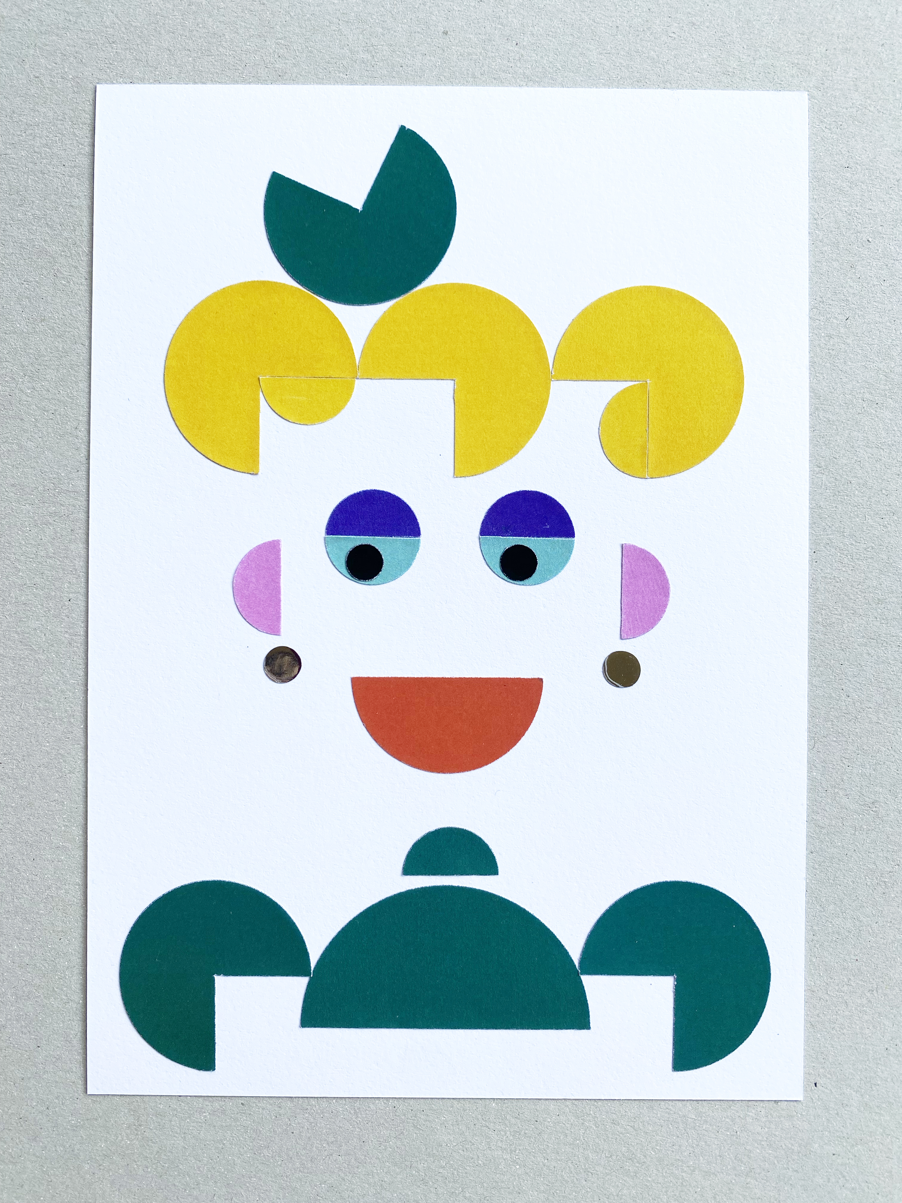 Elephant Studio   ­